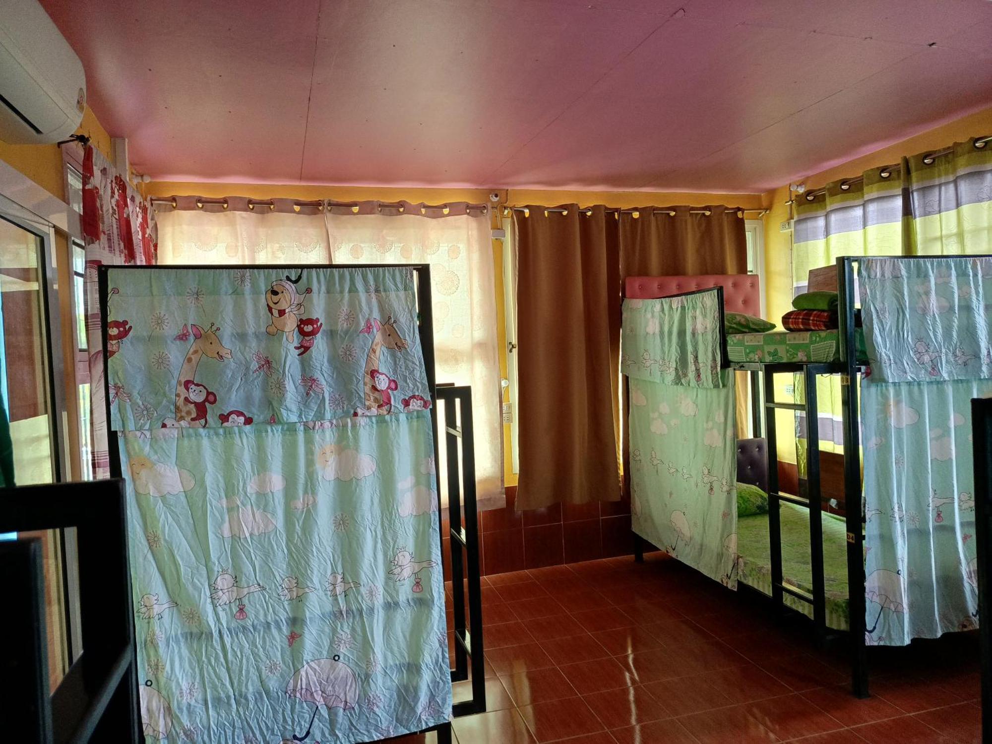 Ruengsrisiri Guesthouse Сукотаи Экстерьер фото